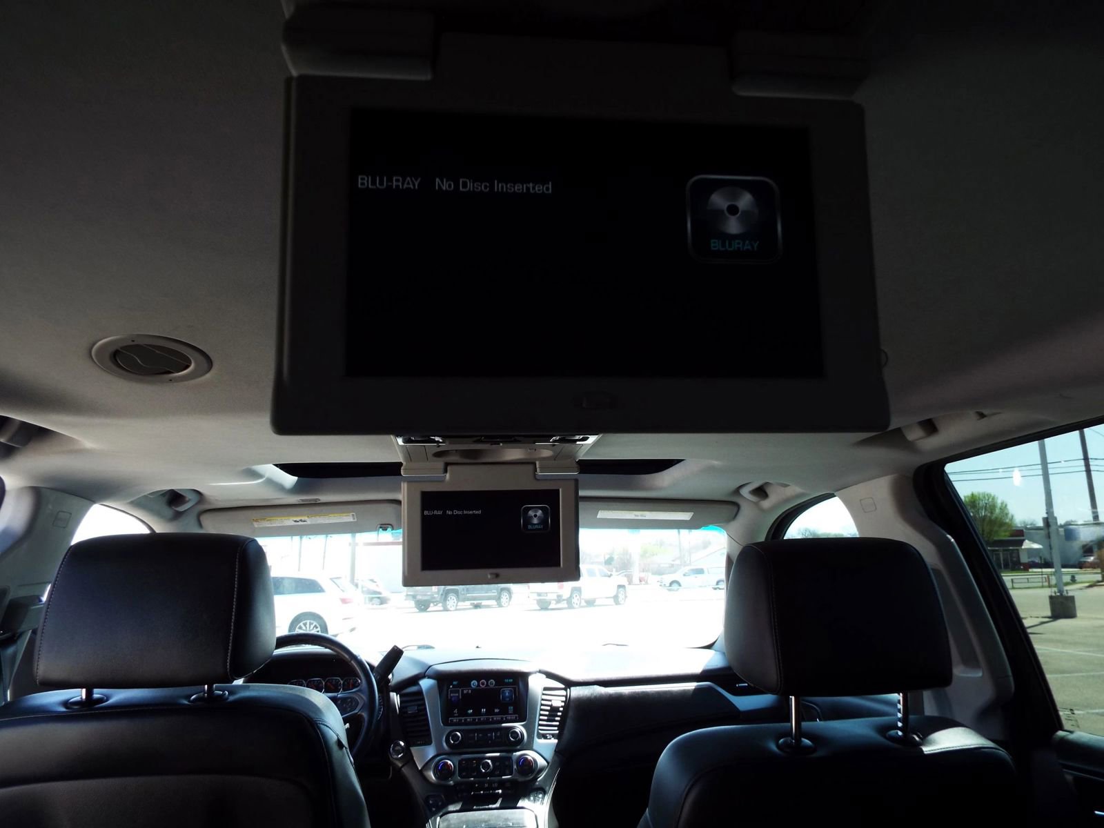 Used 2015 Chevrolet Suburban LTZ image 24