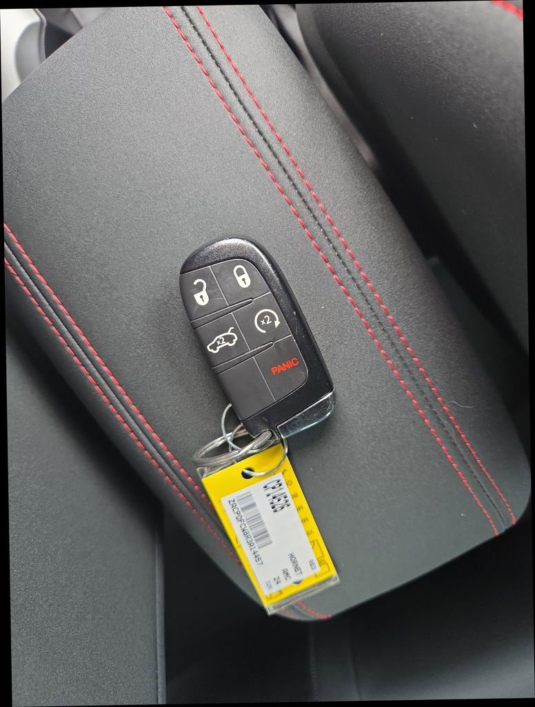 Used 2024 Dodge Hornet R/T AWD/4WD image 30