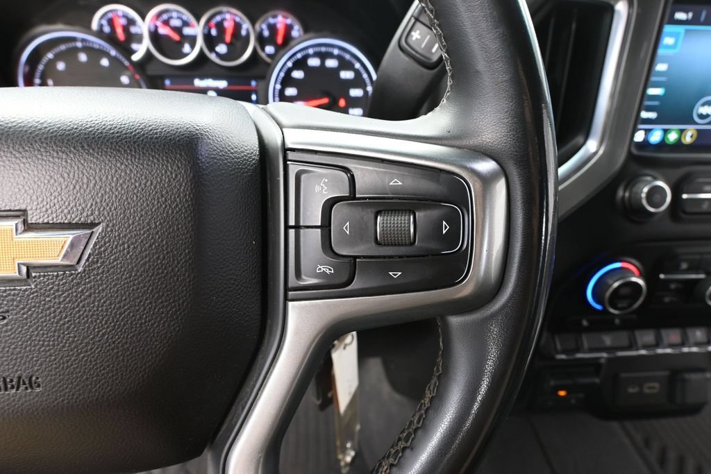 Used 2023 Chevrolet Silverado 2500 LT AWD/4WD image 33