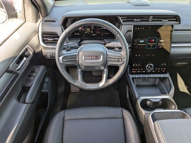 Used 2026 GMC Terrain Elevation w/ Elevation Premium Package image 16