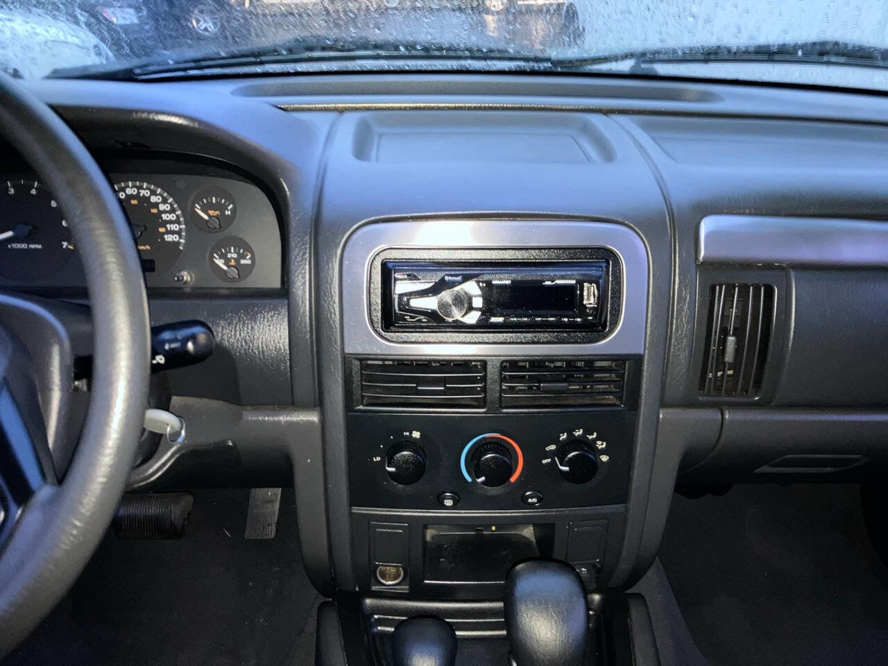 Used 2004 Jeep Grand Cherokee Laredo w/ Convenience Group image 28