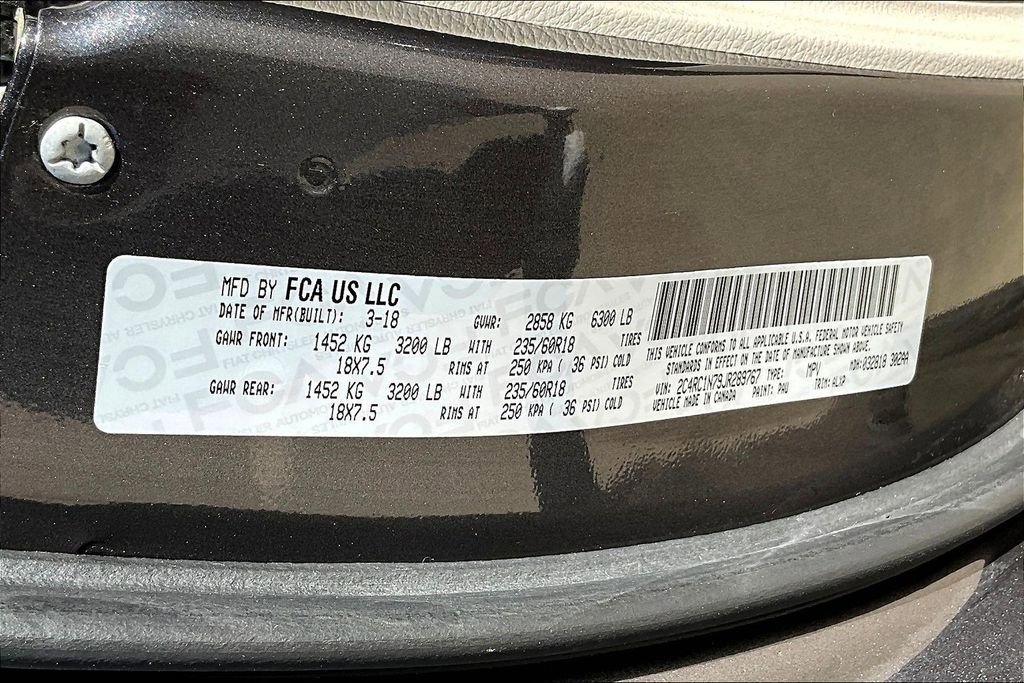 Used 2018 Chrysler Pacifica Limited image 43