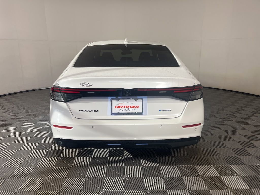 Used 2024 Honda Accord EX-L image 10