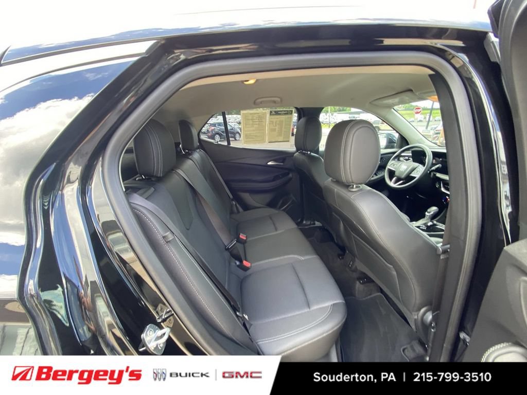 Certified 2024 Buick Encore GX Preferred AWD/4WD image 31