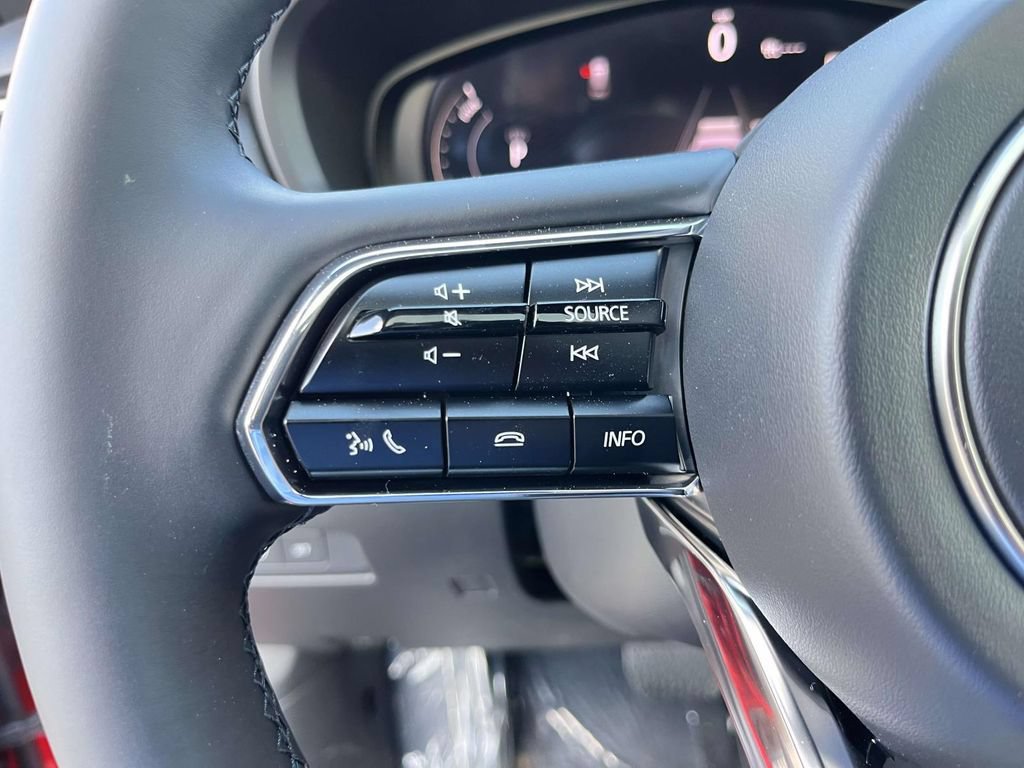 New 2025 MAZDA CX-70 Plug-In Hybrid w/ Premium Plus AWD/4WD image 16