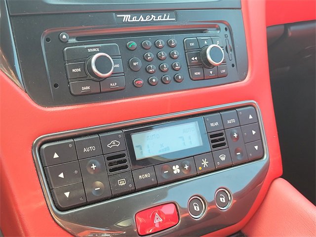 Used 2016 Maserati GranTurismo Sport image 29