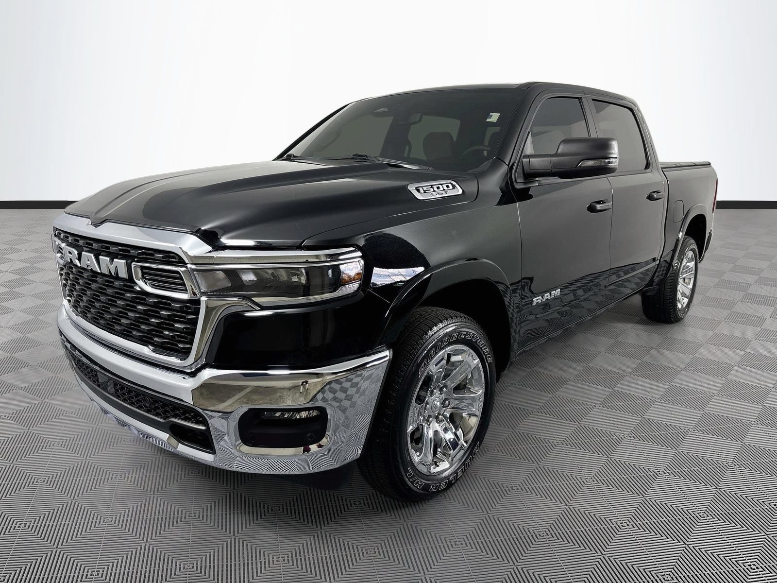Used 2025 RAM 1500 Big Horn AWD/4WD image 3