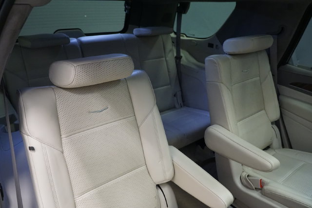 Certified 2022 Cadillac Escalade Sport Platinum AWD/4WD image 21