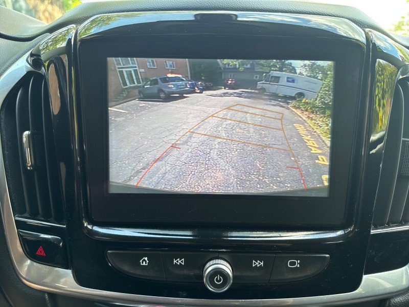 Used 2019 Chevrolet Traverse LT AWD/4WD image 17