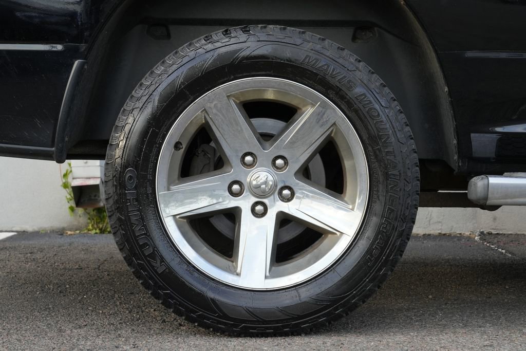 Used 2014 RAM 1500 Express w/ Ram Charger Package AWD/4WD image 9
