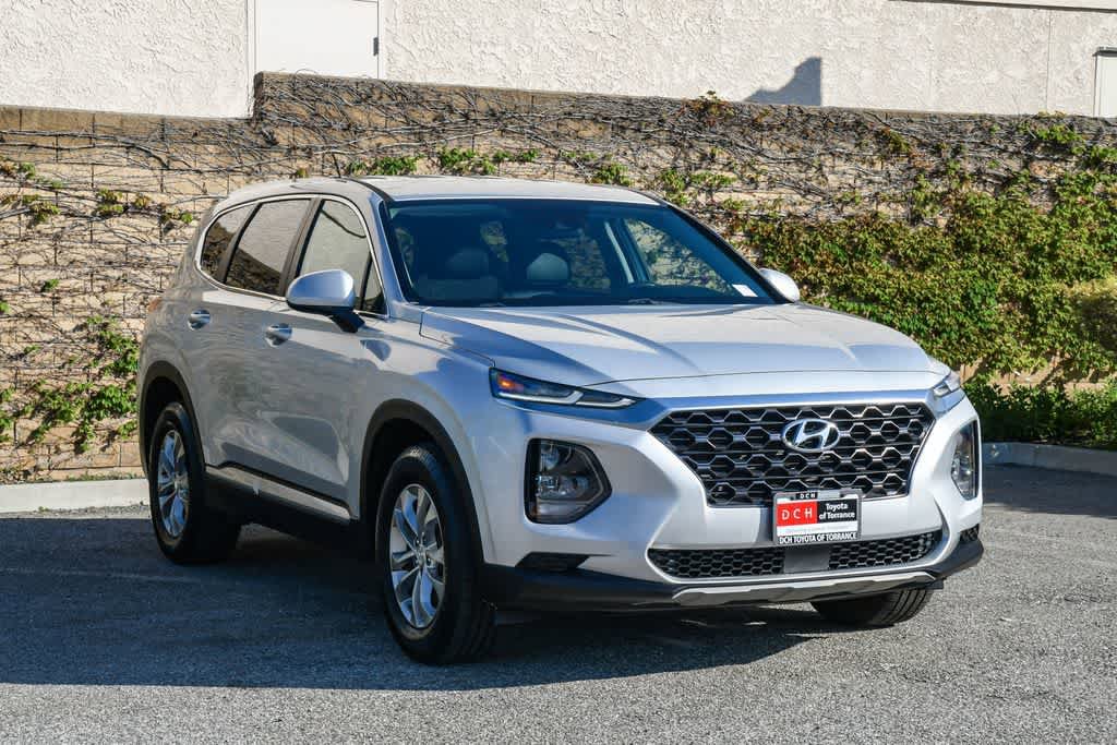Used 2019 Hyundai Santa Fe SE FWD image 3