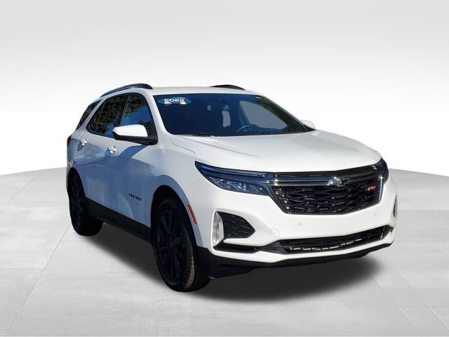 Certified 2022 Chevrolet Equinox RS w/ LPO, Floor Liner Package image 7