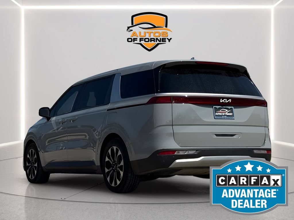 Used 2024 Kia Carnival EX