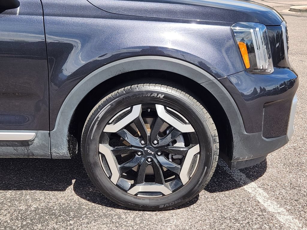 Used 2025 Kia Telluride S AWD/4WD image 29