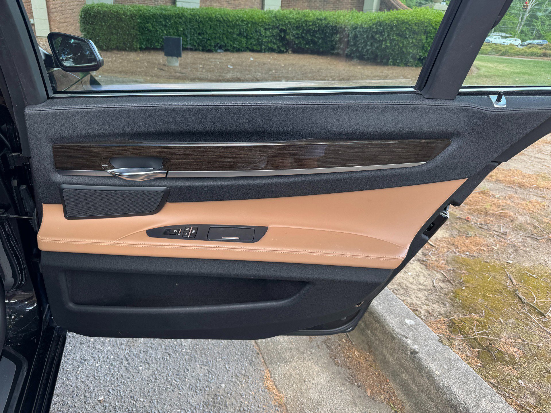 Used 2012 BMW 750Li image 54