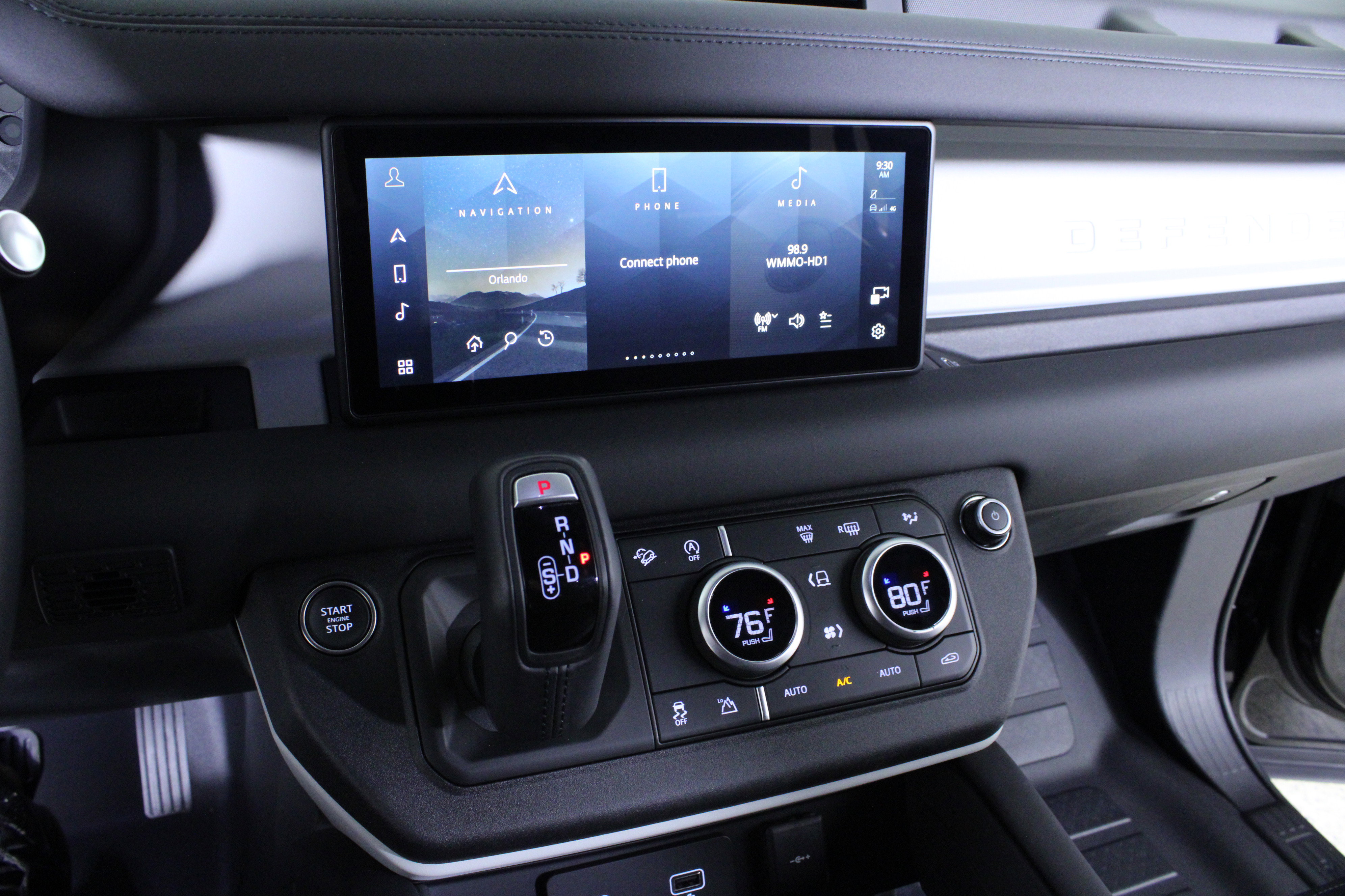 Used 2024 Land Rover Defender 110 S image 23