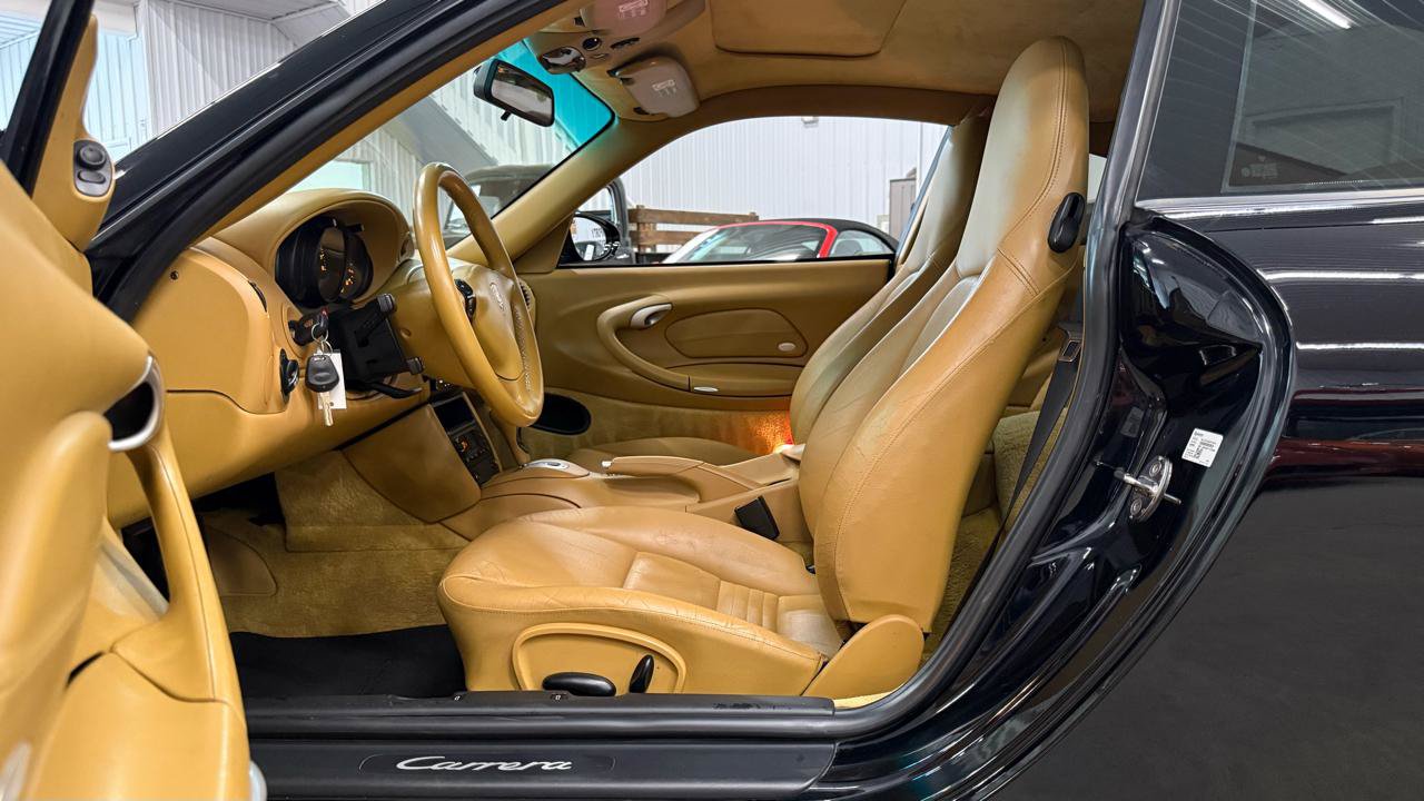 Used 2003 Porsche 911 GT3 RS image 24