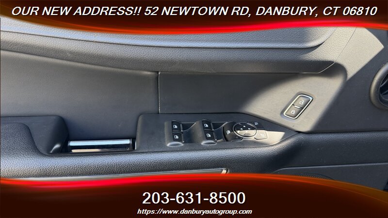 Used 2024 Ford Expedition Max XLT RWD image 12