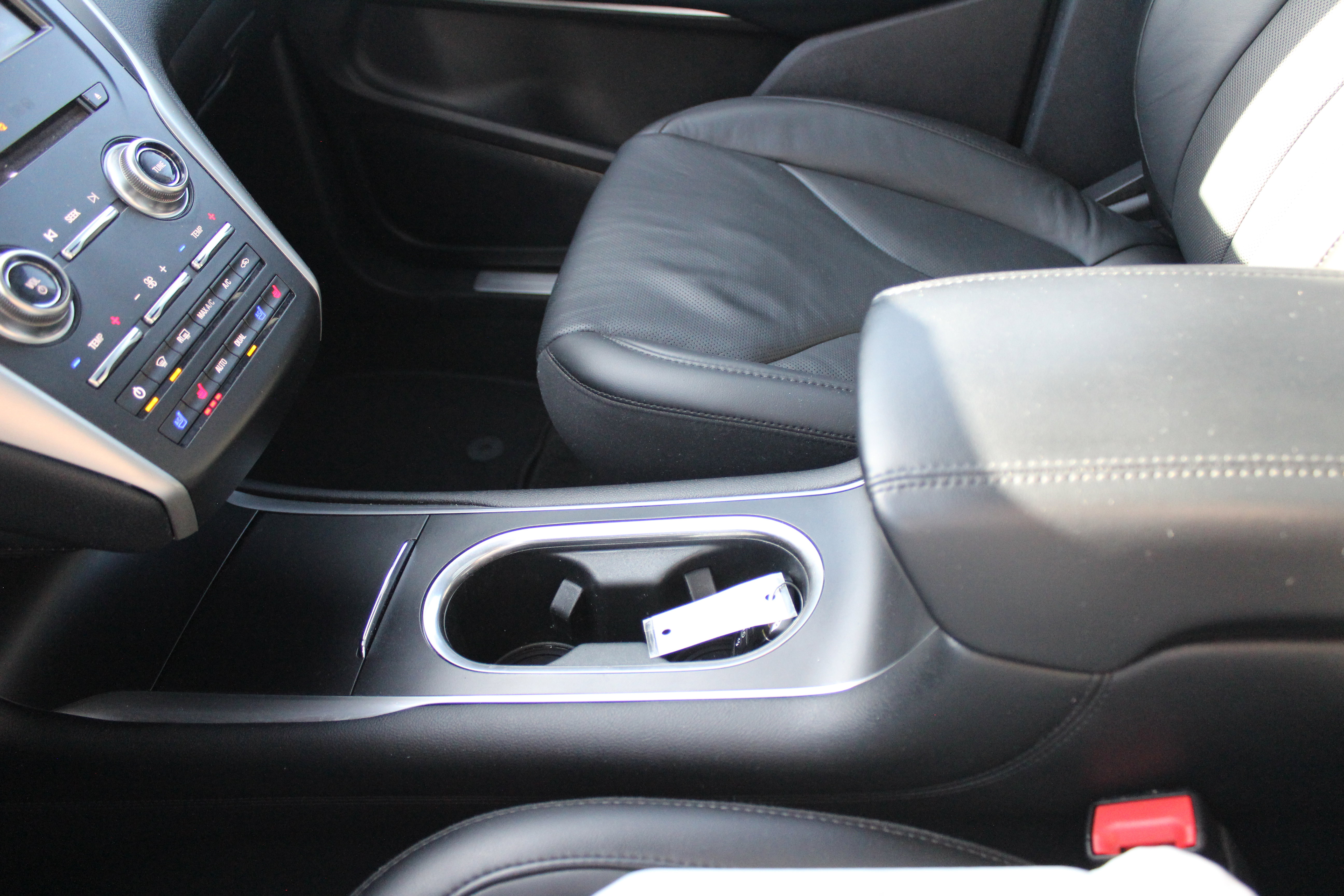 Used 2019 Lincoln MKC Reserve w/ MKC Climate Package image 13