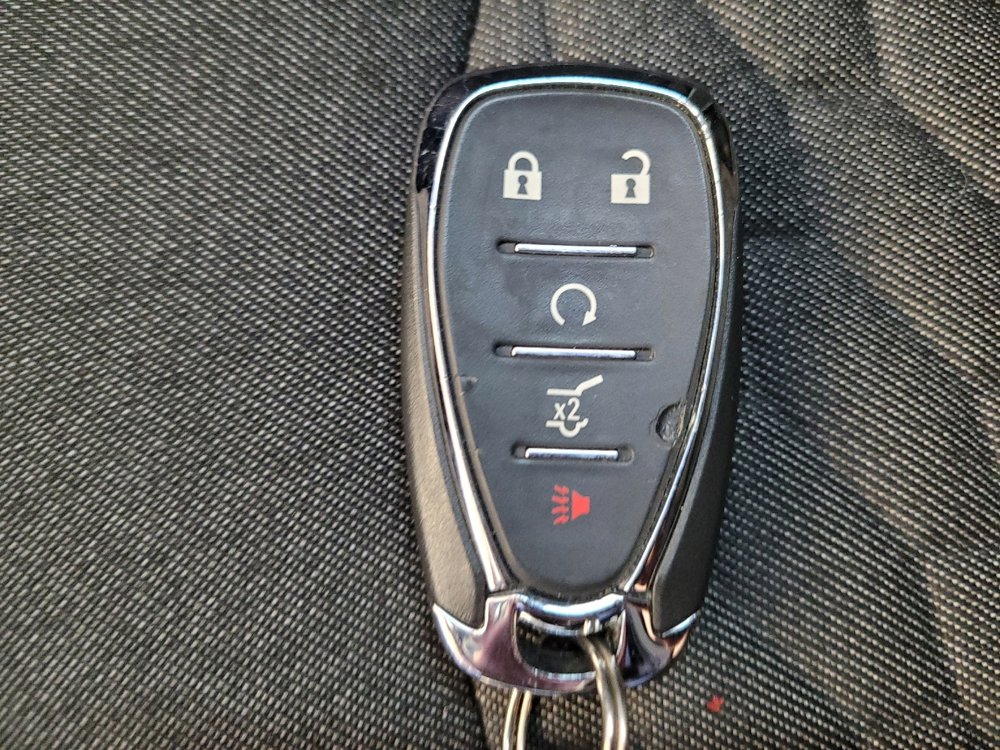 Used 2019 Chevrolet Equinox LT image 32