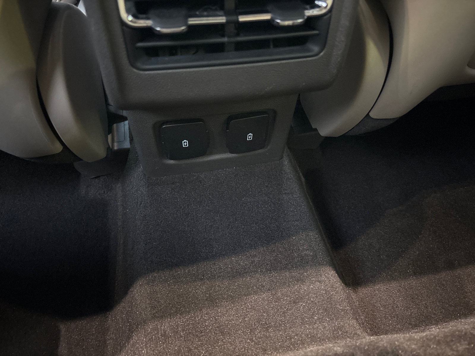 Certified 2023 Lincoln Corsair FWD w/ Equipment Group 101A image 32