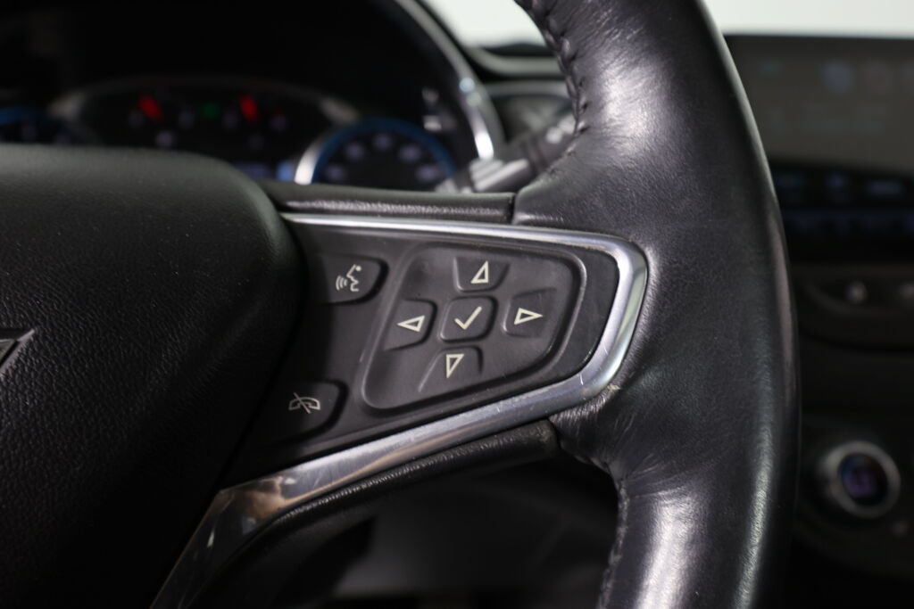 Used 2016 Chevrolet Malibu Premier FWD image 33