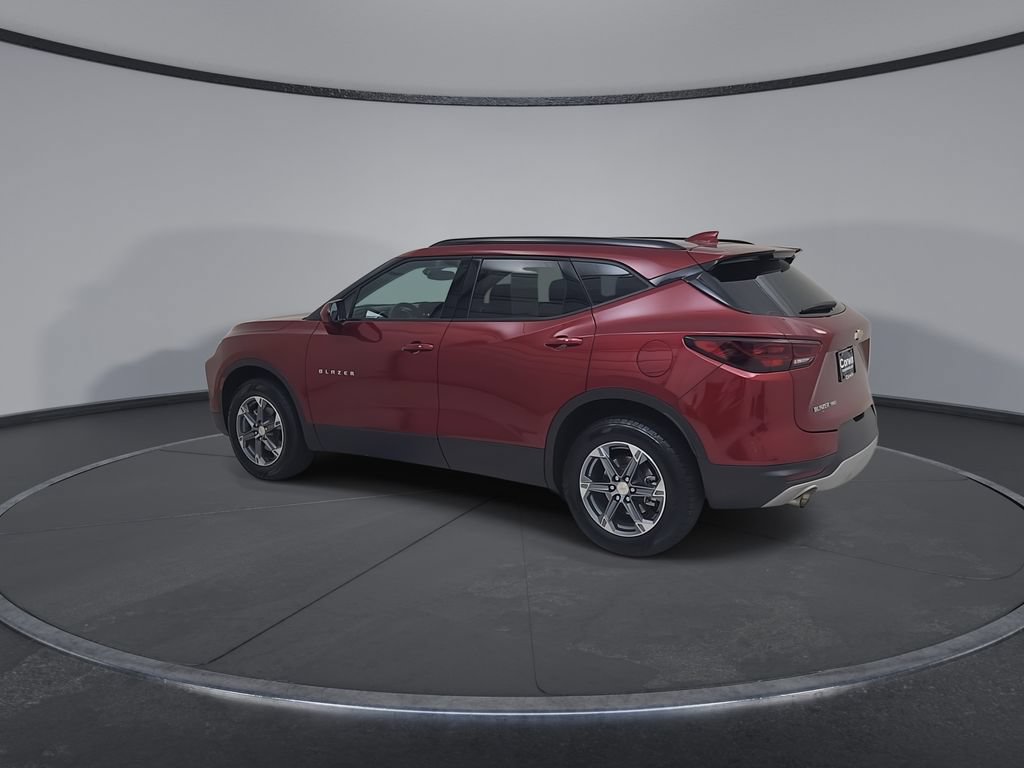 Used 2025 Chevrolet Blazer LT w/ Convenience Package AWD/4WD image 10