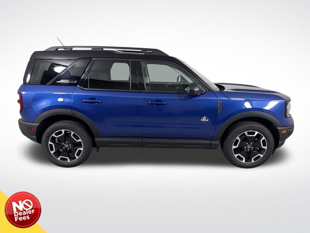 Used 2024 Ford Bronco Sport Outer Banks image 2