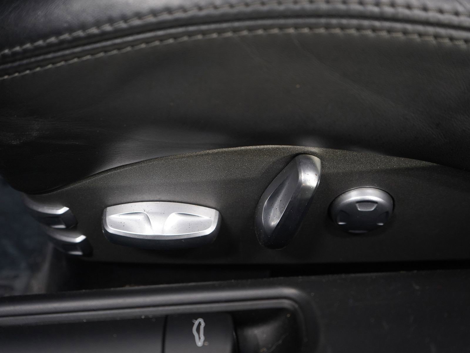 Used 2005 Porsche 911 Carrera S image 15