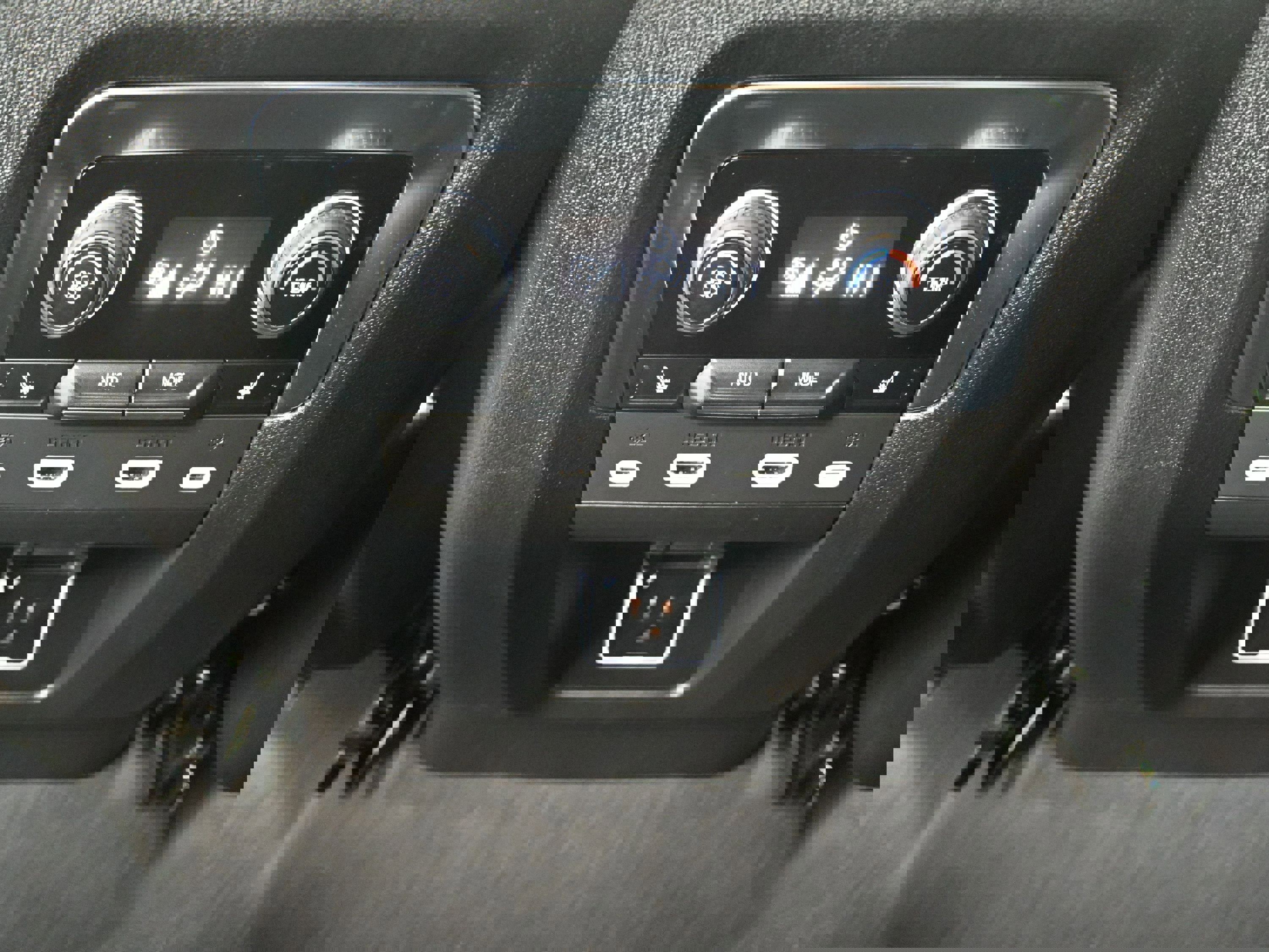 Used 2023 Chevrolet Tahoe RST w/ Luxury Package image 23