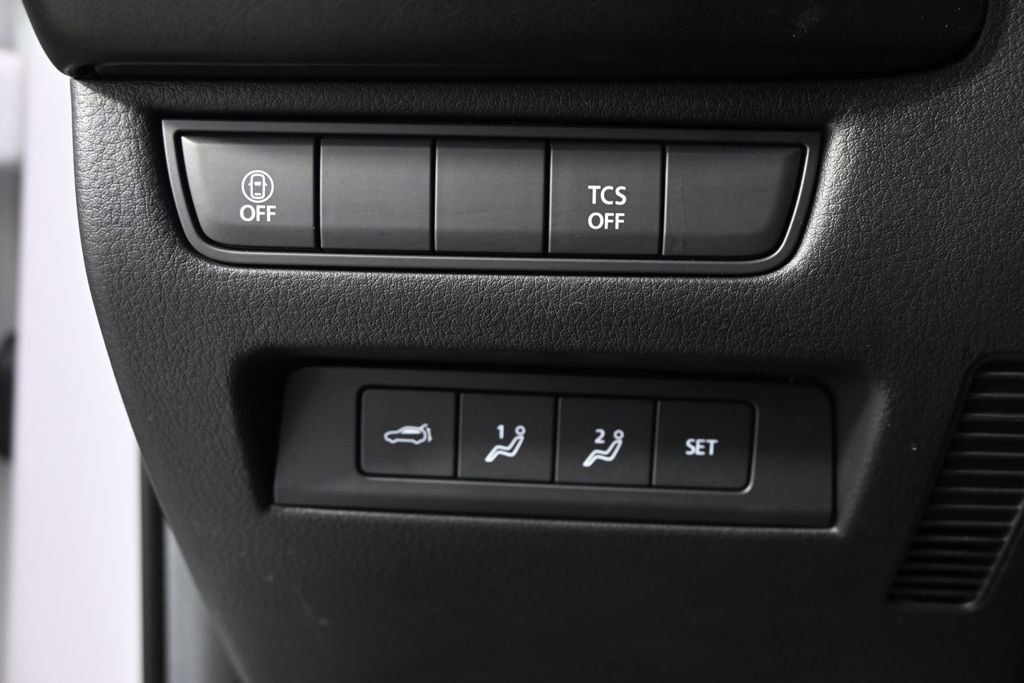 Used 2025 MAZDA CX-50 AWD 2.5 S w/ Premium Plus Pkg image 24