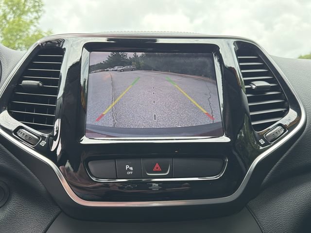 Used 2020 Jeep Cherokee Limited AWD/4WD image 29
