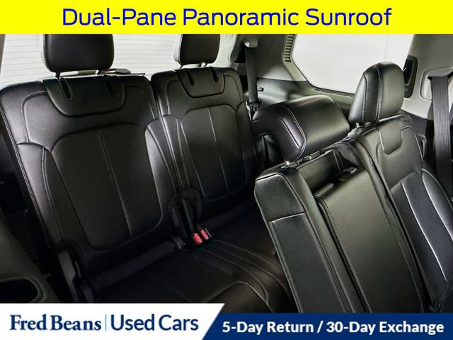 Used 2022 Jeep Grand Cherokee L Limited AWD/4WD image 36