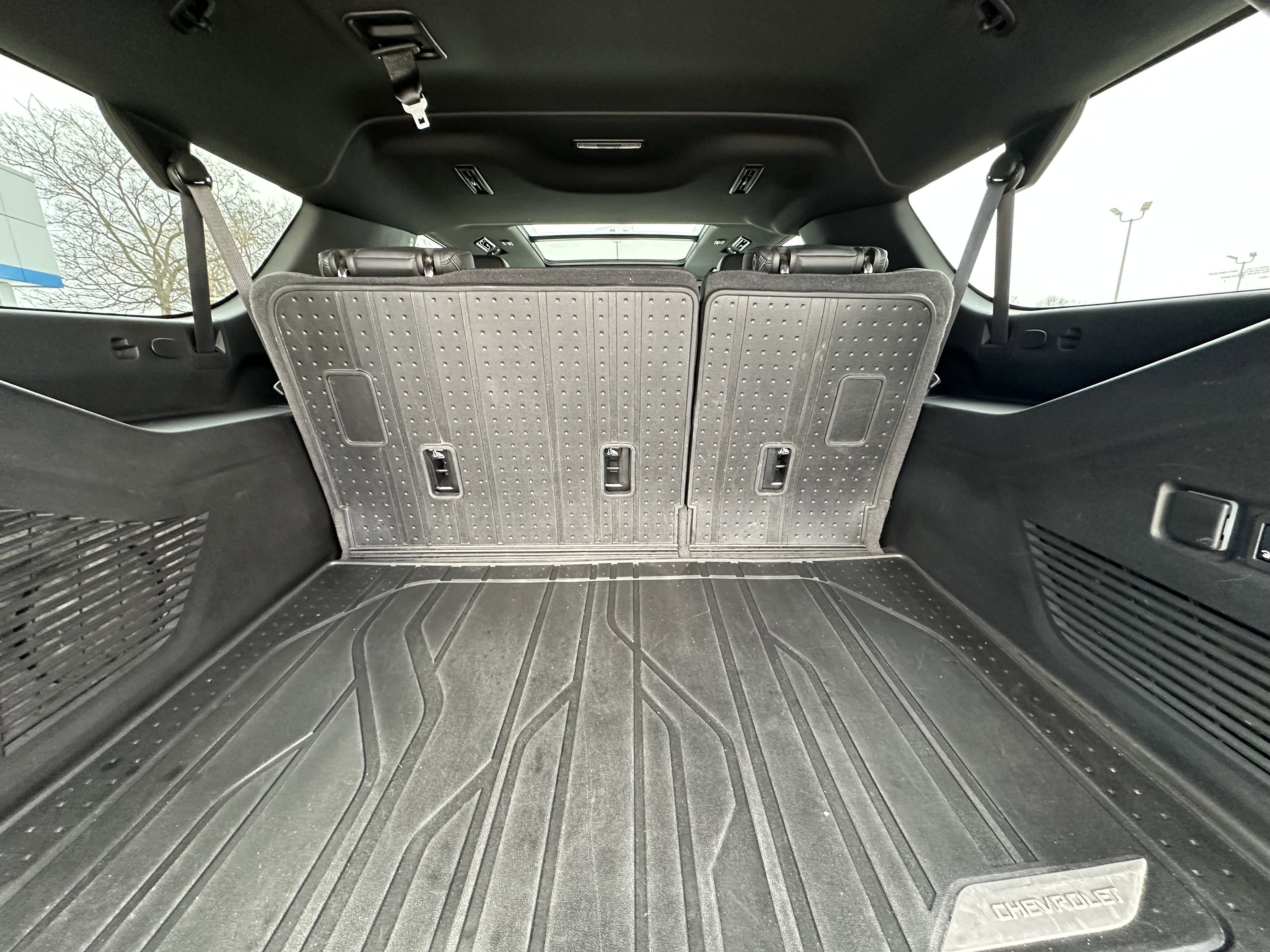 Certified 2024 Chevrolet Suburban RST w/ Luxury Package image 28