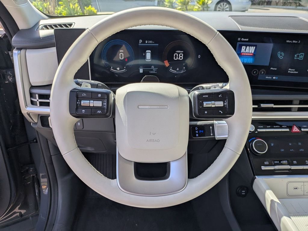 Used 2025 Hyundai Santa Fe SEL image 18