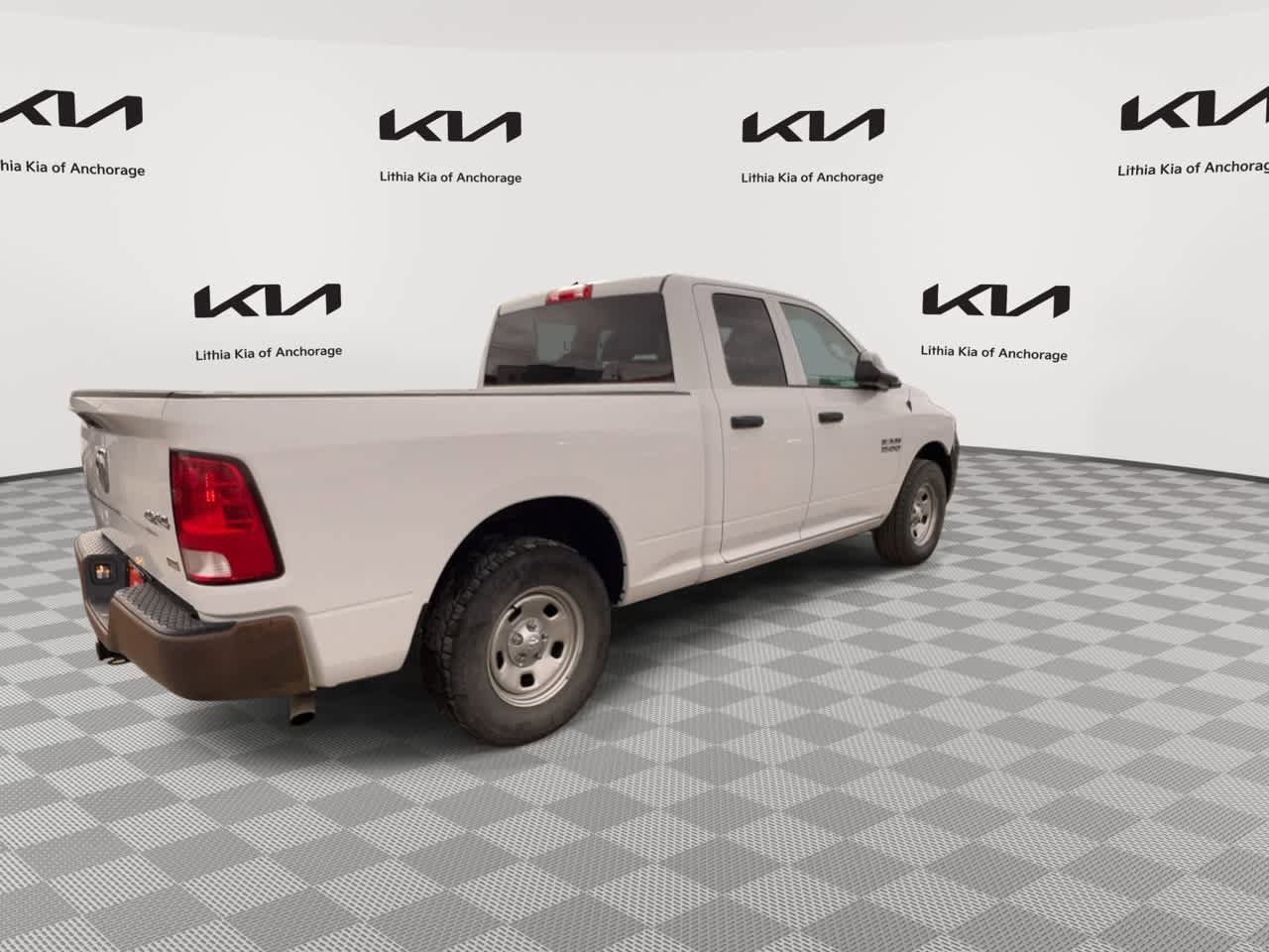 Used 2018 RAM 1500 Tradesman w/ Protection Group AWD/4WD image 9