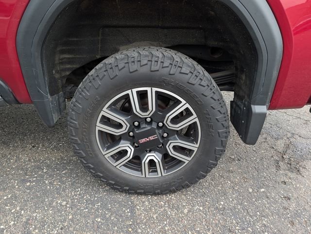 Used 2021 GMC Sierra 2500 AT4 w/ AT4 Preferred Package AWD/4WD image 2