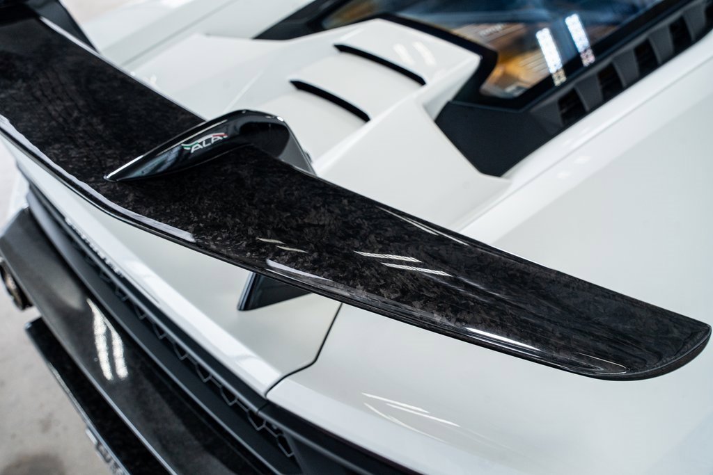 Used 2018 Lamborghini Huracan Performante image 36