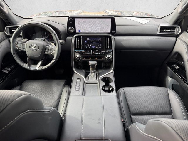 Used 2026 Lexus LX 600 4WD w/ Appearance Package image 18