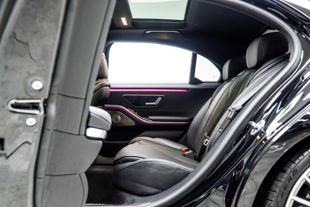 Used 2023 Mercedes-Benz S 500 4MATIC w/ AMG Line image 48