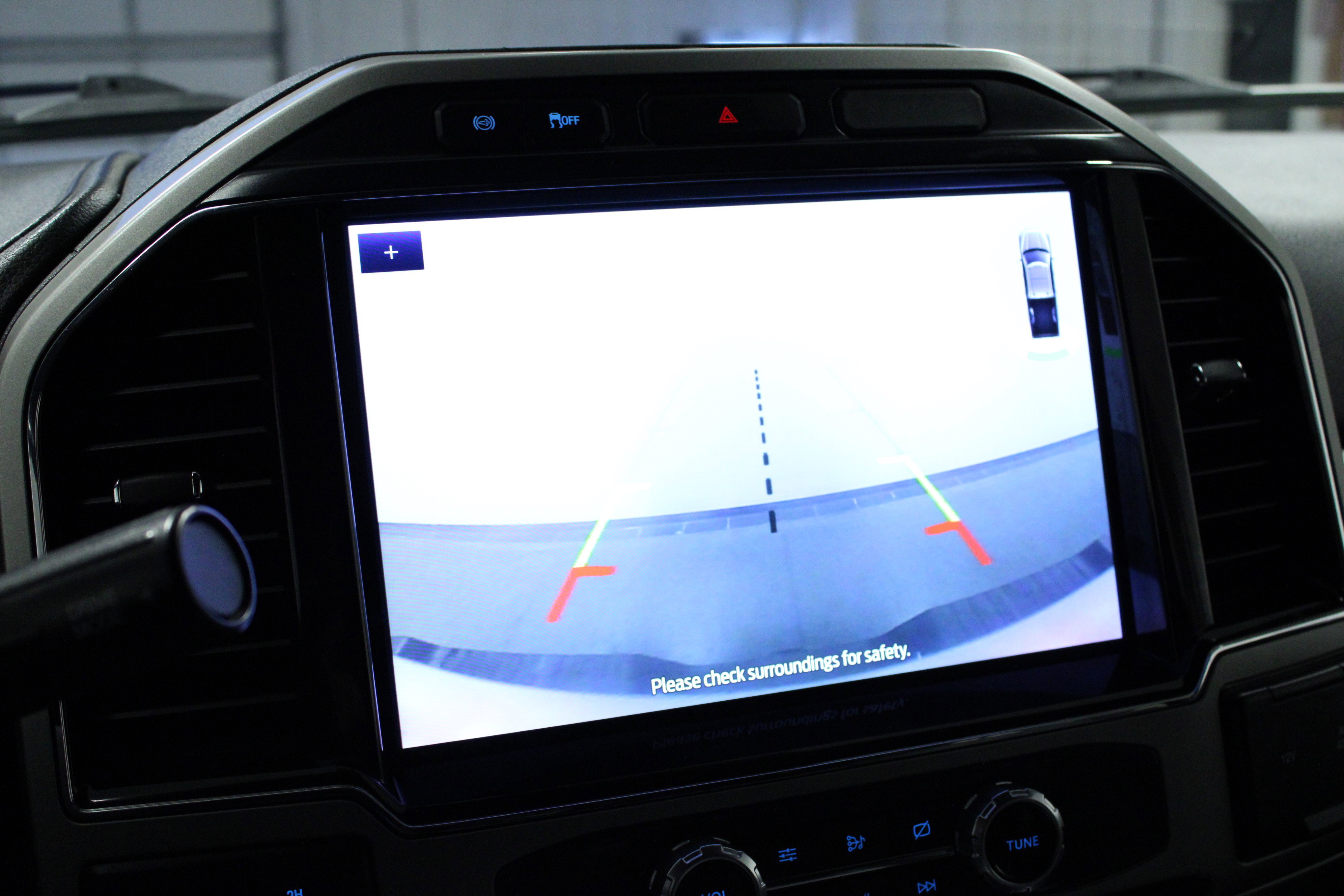 Used 2022 Ford F350 Lariat image 22