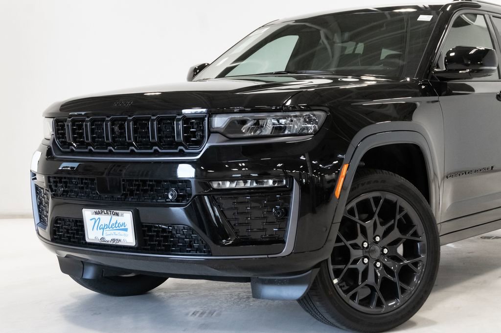 New 2026 Jeep Grand Cherokee L Summit image 2
