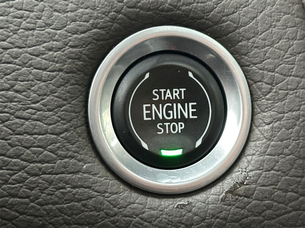 Used 2022 GMC Yukon Denali w/ Max Trailering Package image 32