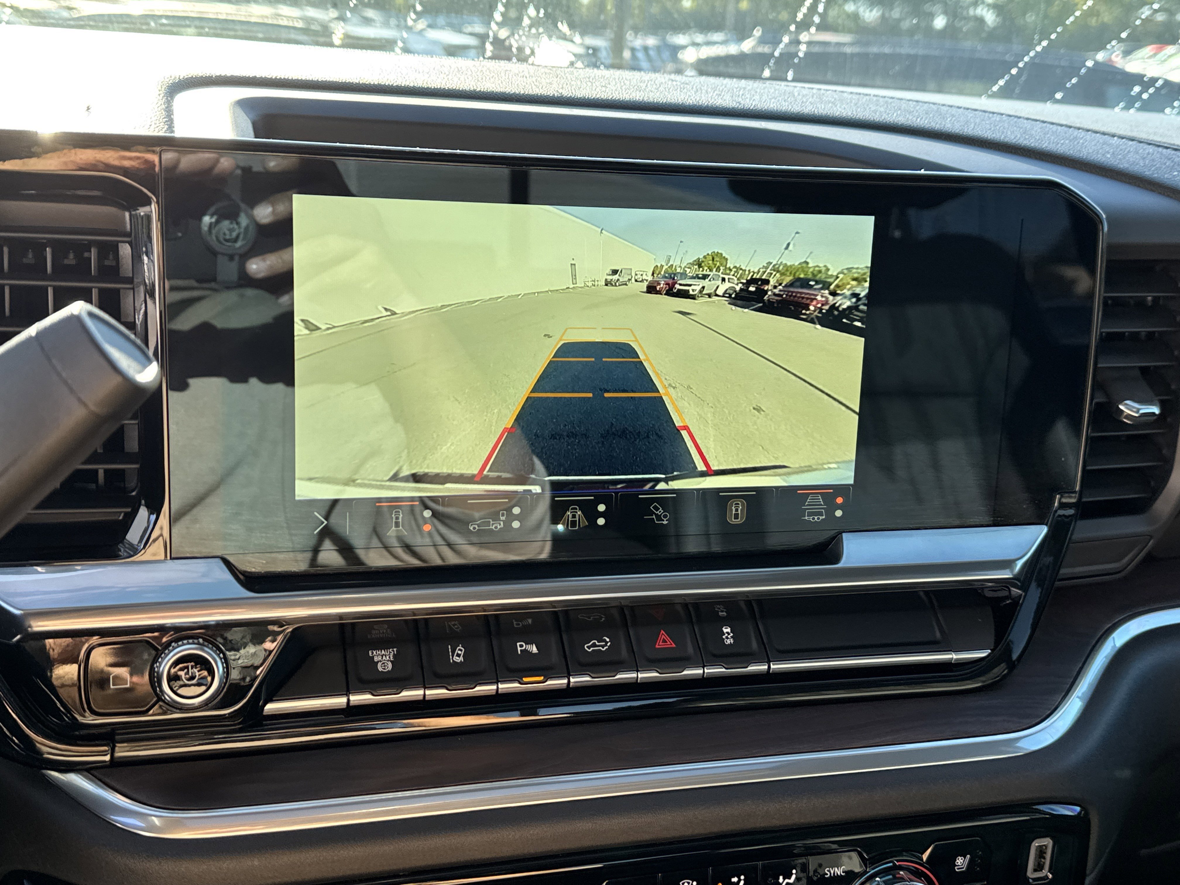 Used 2024 GMC Sierra 2500 SLT w/ SLT Convenience Package image 34