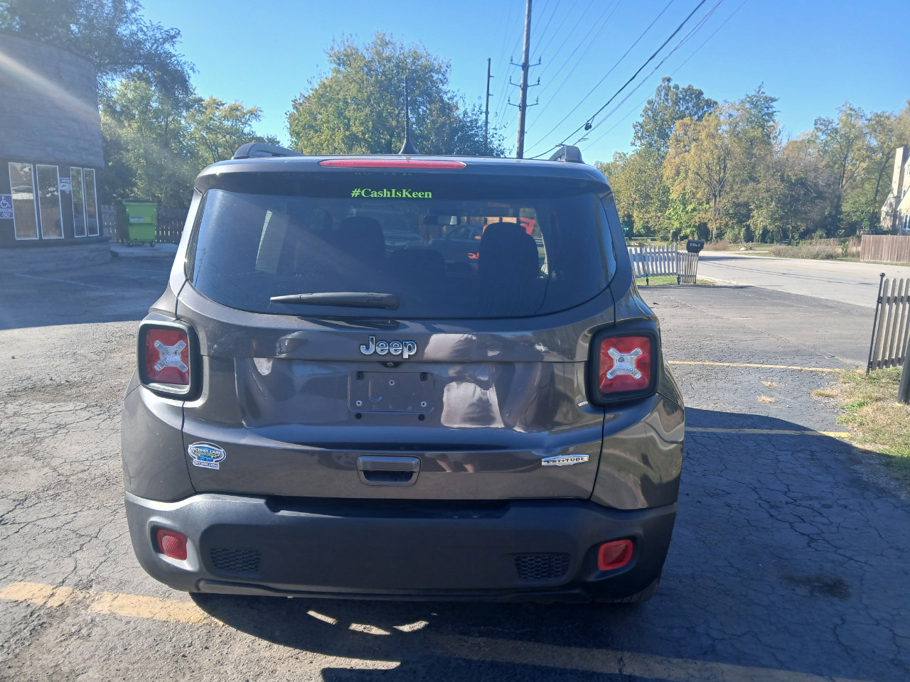Used 2019 Jeep Renegade Latitude w/ Cold Weather Group image 7