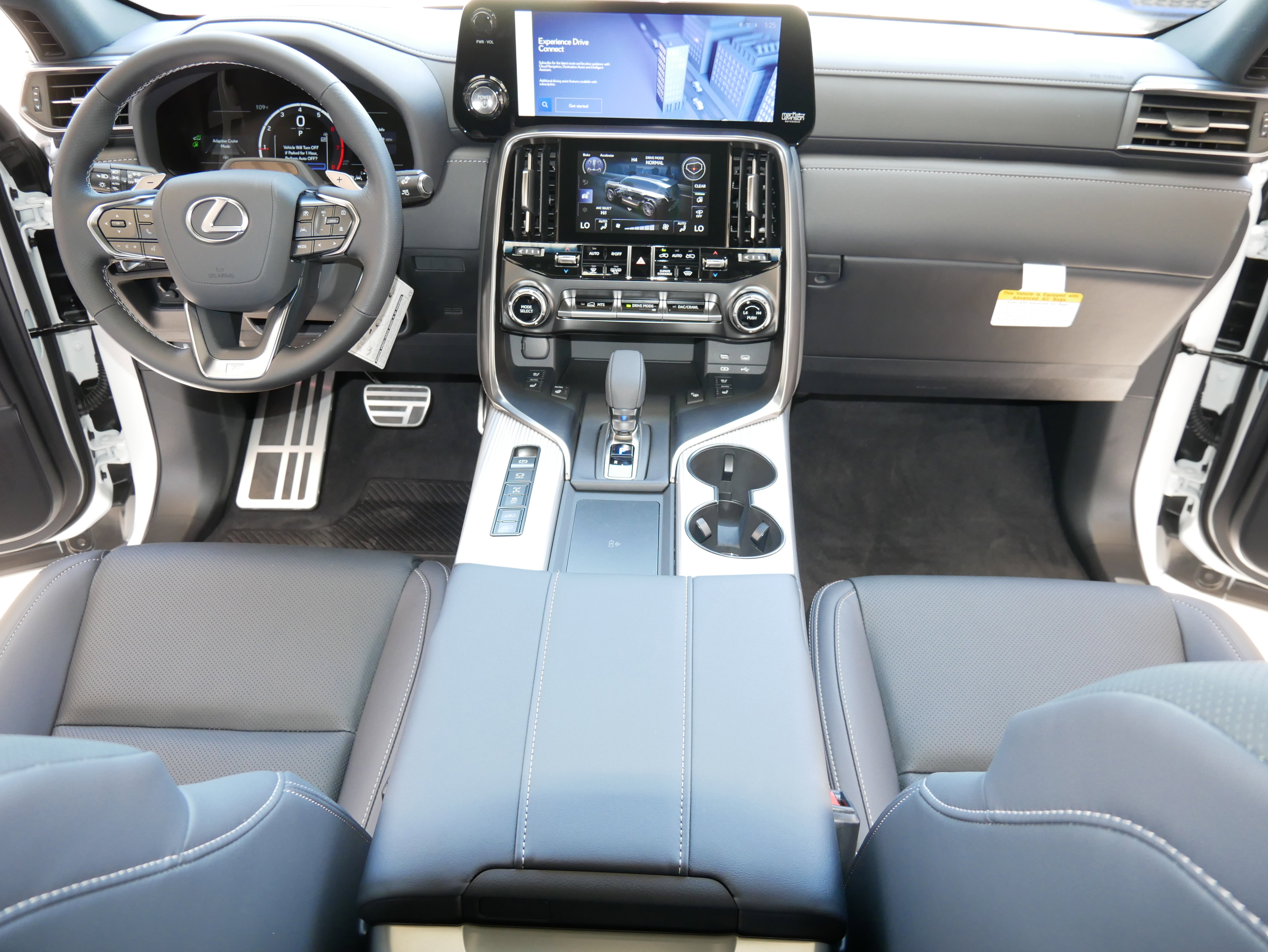 New 2025 Lexus LX 700h F Sport image 32