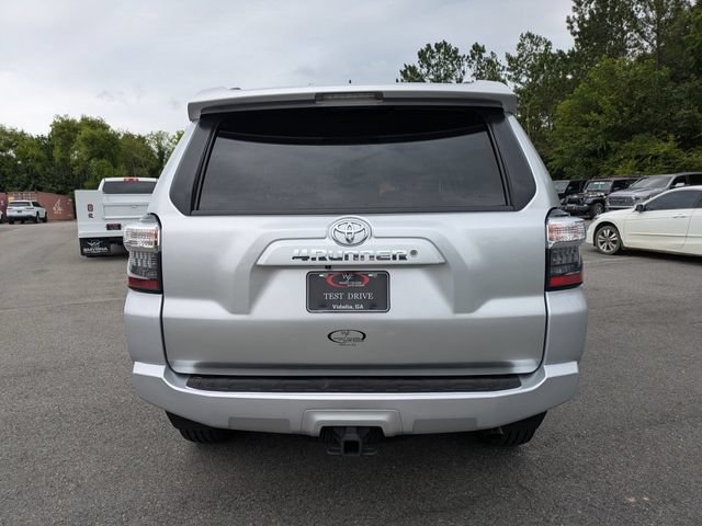 Used 2019 Toyota 4Runner SR5 AWD/4WD image 5
