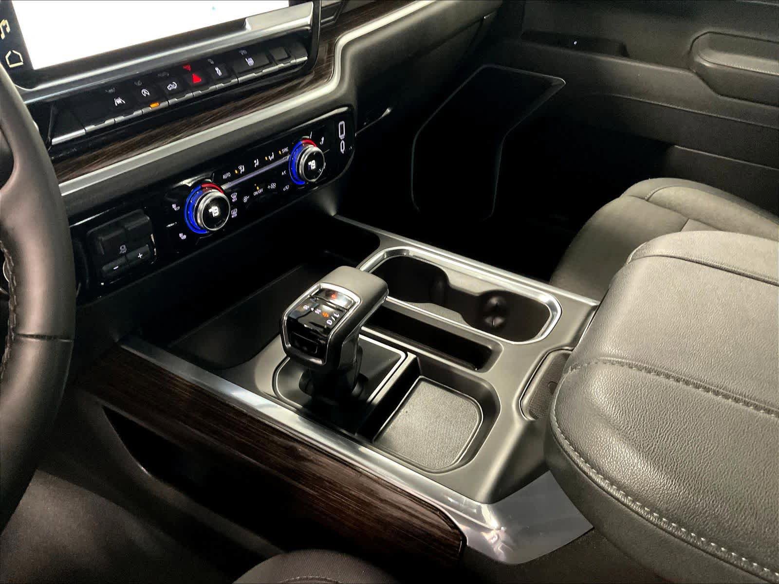 Used 2025 GMC Sierra 1500 Elevation image 20