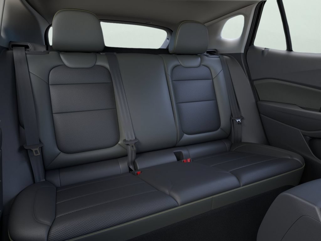 New 2026 Chevrolet Trax ACTIV w/ Driver Confidence Package FWD image 17