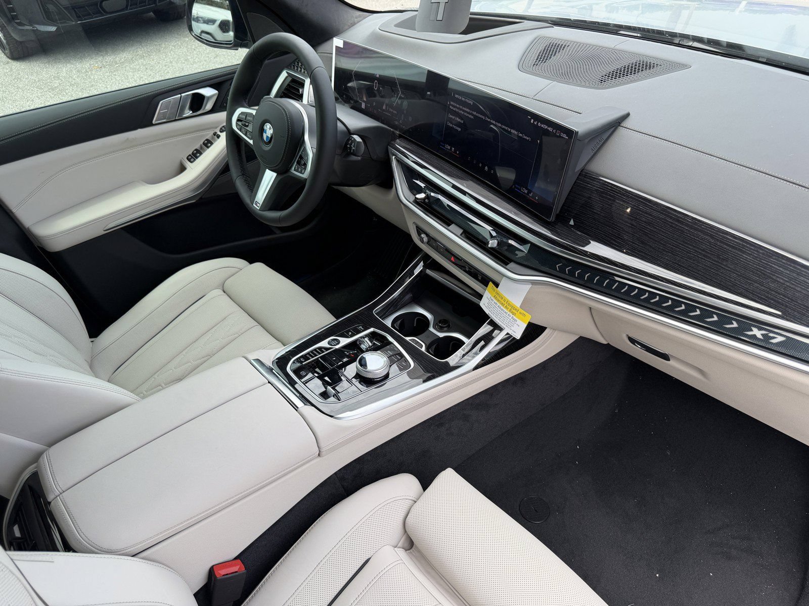 New 2027 BMW X7 xDrive40i AWD/4WD image 14